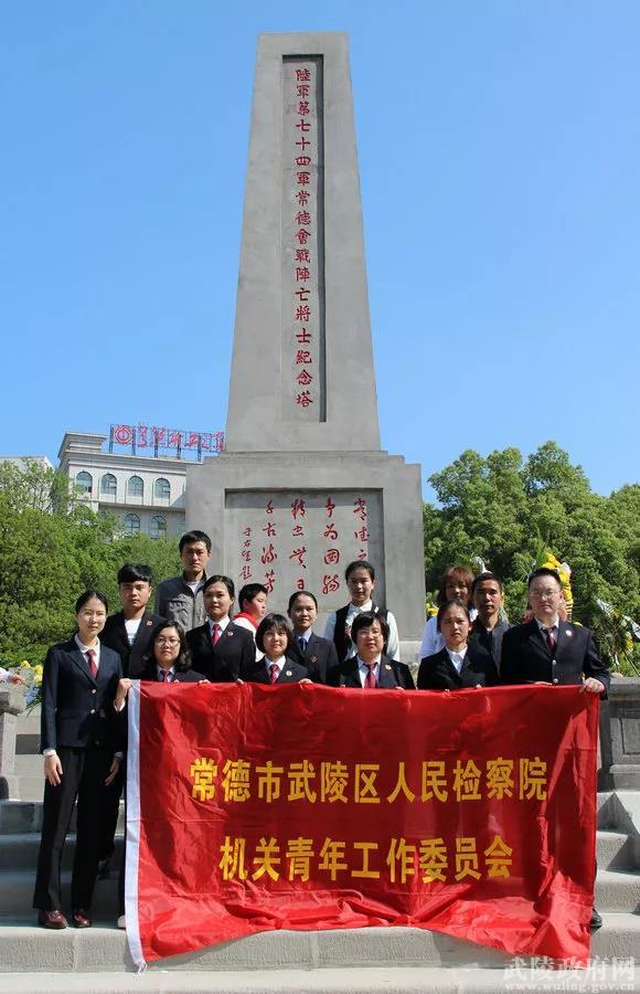 0731cb9d5de24e69842c8a5fc3ebd69e.jpg