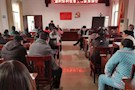 入户走访送温暖 提升贫困户满意度
